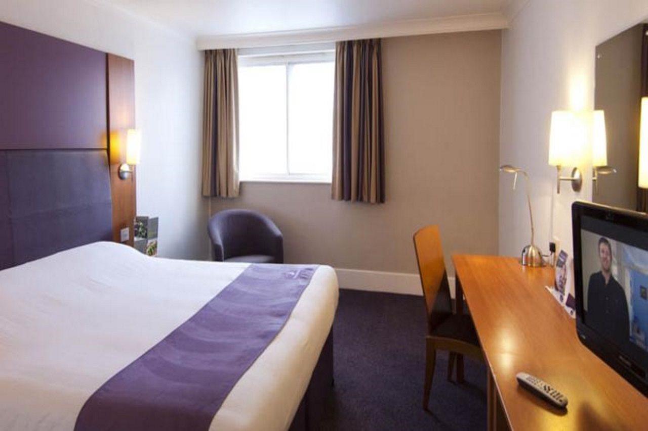Premier Inn Liverpool Exterior foto